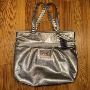 Coach Poppy Purse Shoulder Bag Tote Metallic Silver 1941 Purple Satin Lined Glam